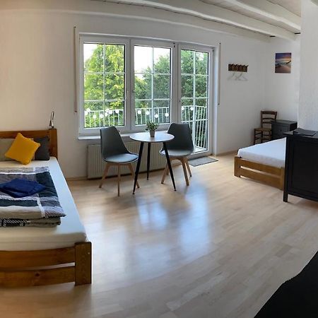 Schoenes Ferienhaus&Monteurzimmer Direkt In Lich, Ruhige&Zentrale Lage ภายนอก รูปภาพ